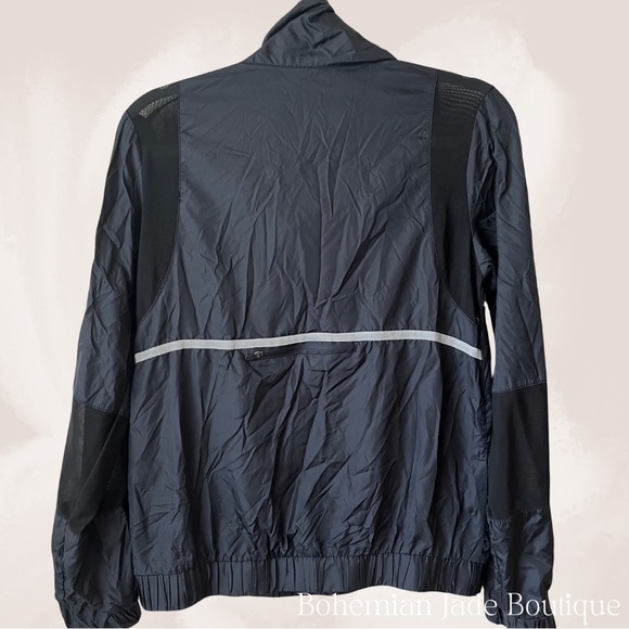 Fabletics Ziva Half Zip Windbreaker Active Jacket - Picture 4 of 5